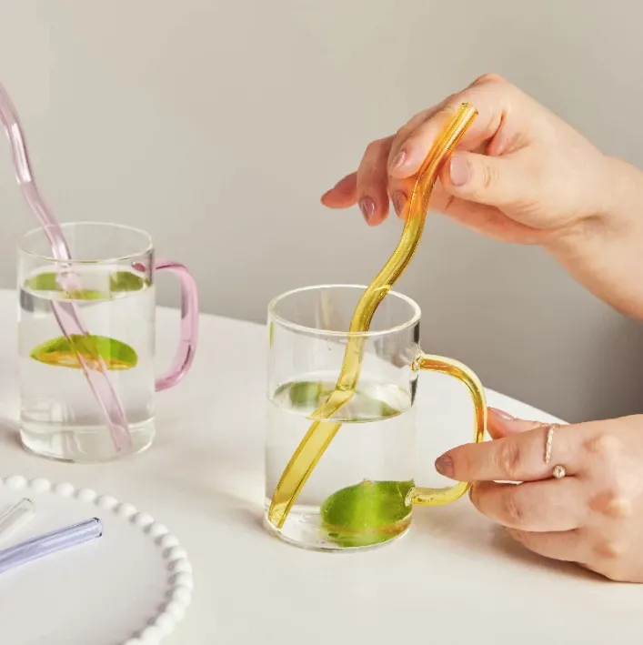 Set of 4 Artistry Wave Glass Straws